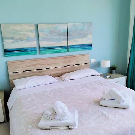 Red Luxury In Borgo Guardiola Near Cefalu Mandra Capreria Exterior photo