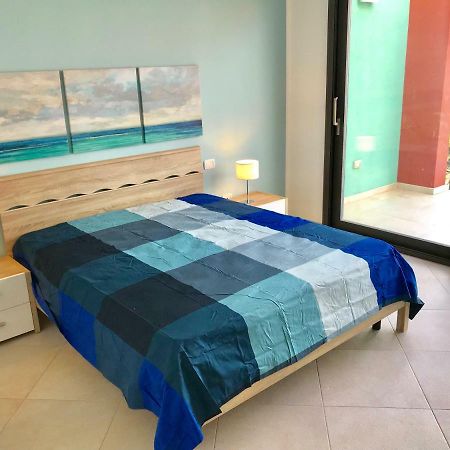 Red Luxury In Borgo Guardiola Near Cefalu Mandra Capreria Exterior photo