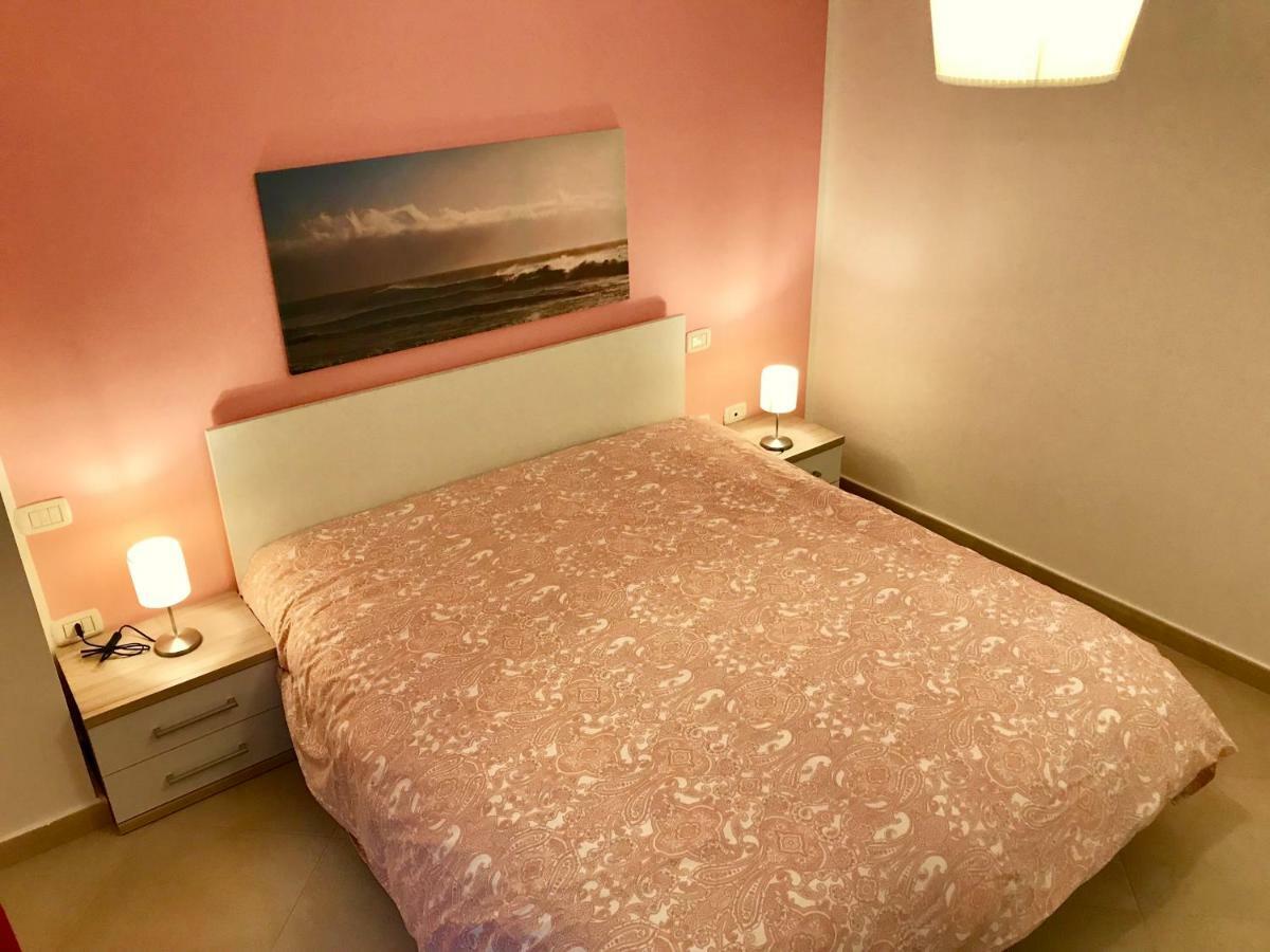Red Luxury In Borgo Guardiola Near Cefalu Mandra Capreria Exterior photo