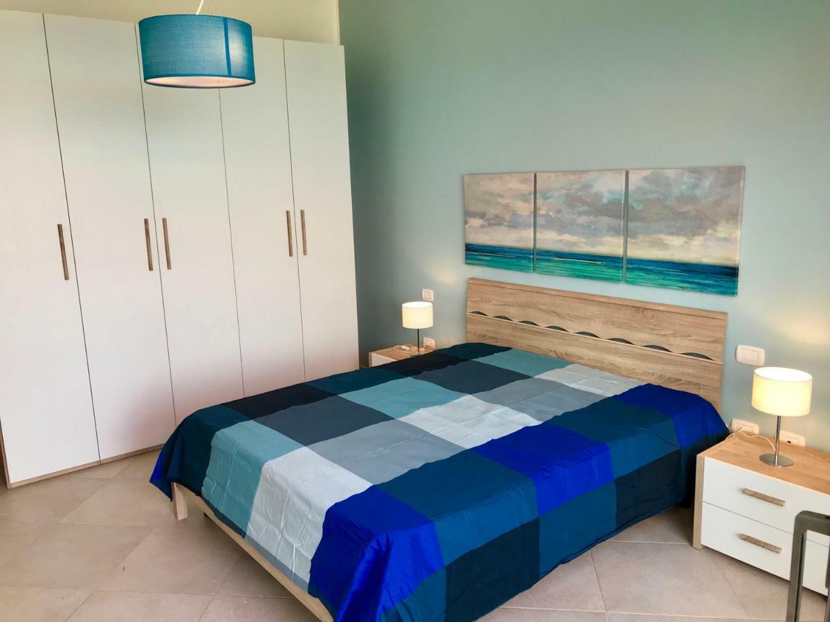 Red Luxury In Borgo Guardiola Near Cefalu Mandra Capreria Exterior photo