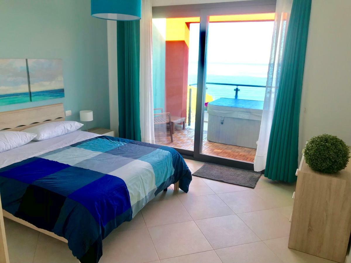 Red Luxury In Borgo Guardiola Near Cefalu Mandra Capreria Exterior photo